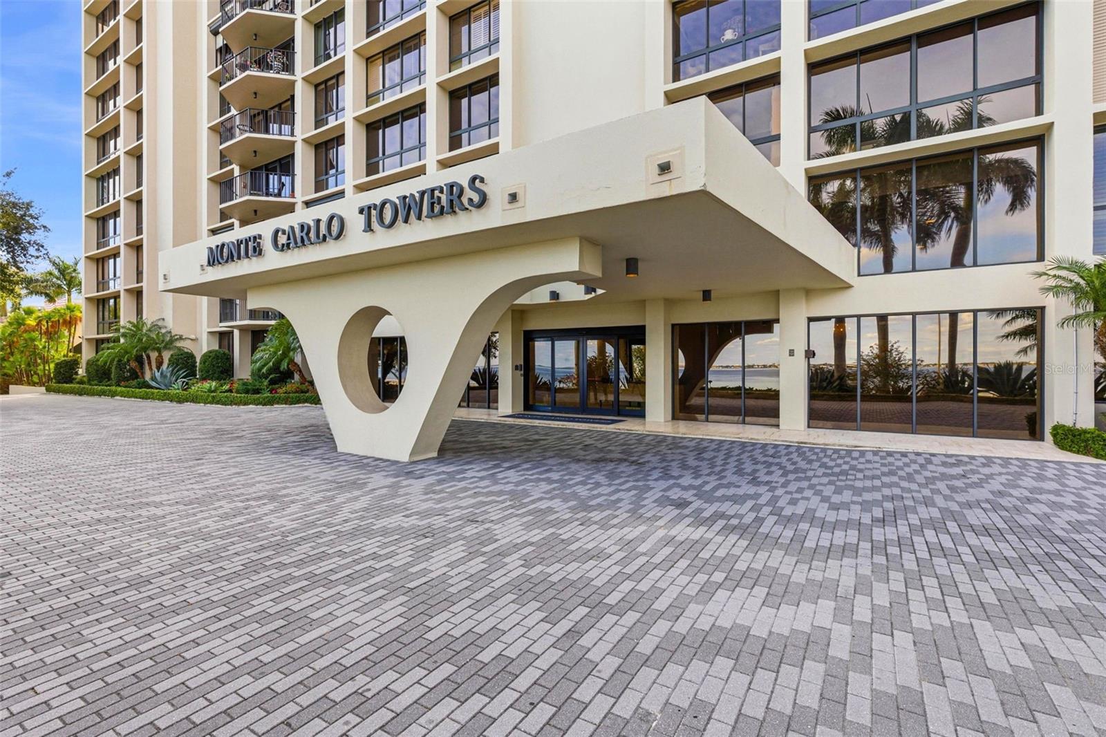 Image 36 of 73 For 3301 Bayshore Boulevard 1007b