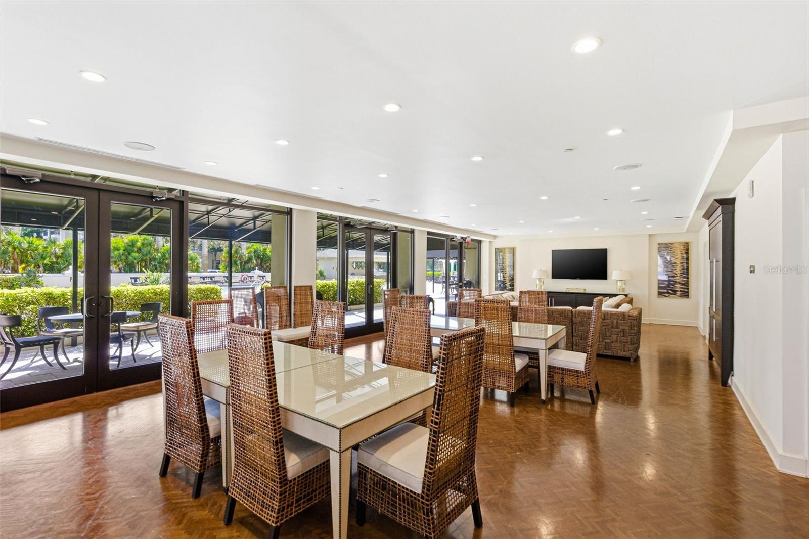 Image 47 of 73 For 3301 Bayshore Boulevard 1007b