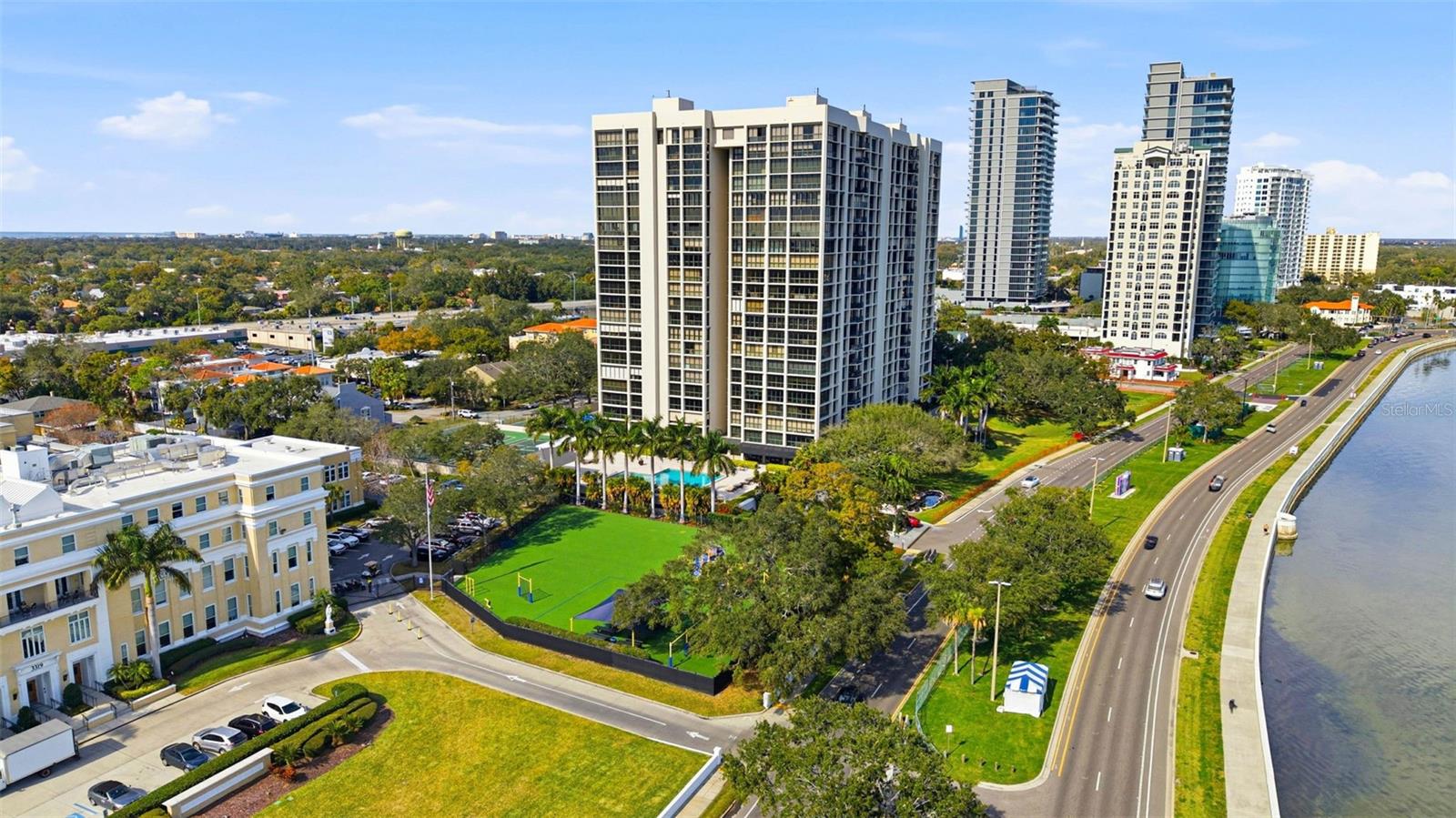 Image 63 of 73 For 3301 Bayshore Boulevard 1007b