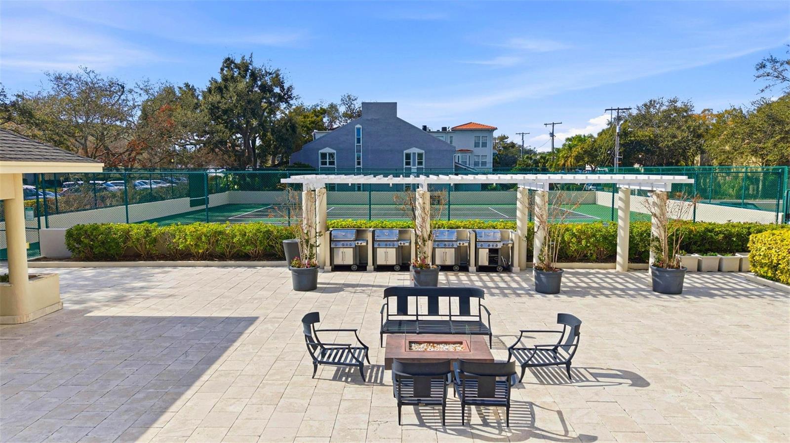 Image 65 of 73 For 3301 Bayshore Boulevard 1007b