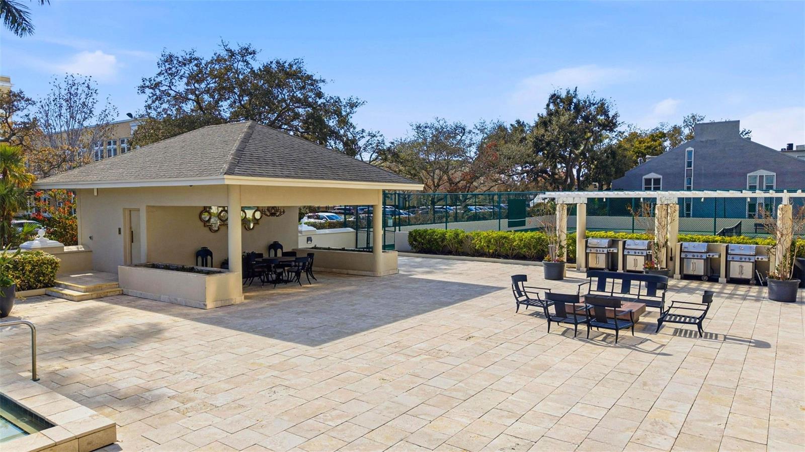 Image 66 of 73 For 3301 Bayshore Boulevard 1007b