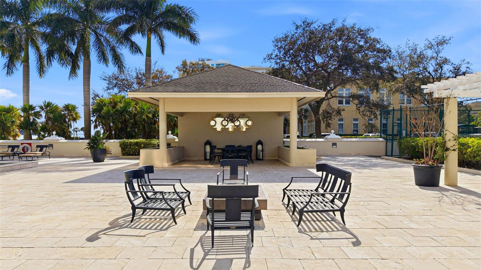 Image 69 of 73 For 3301 Bayshore Boulevard 1007b