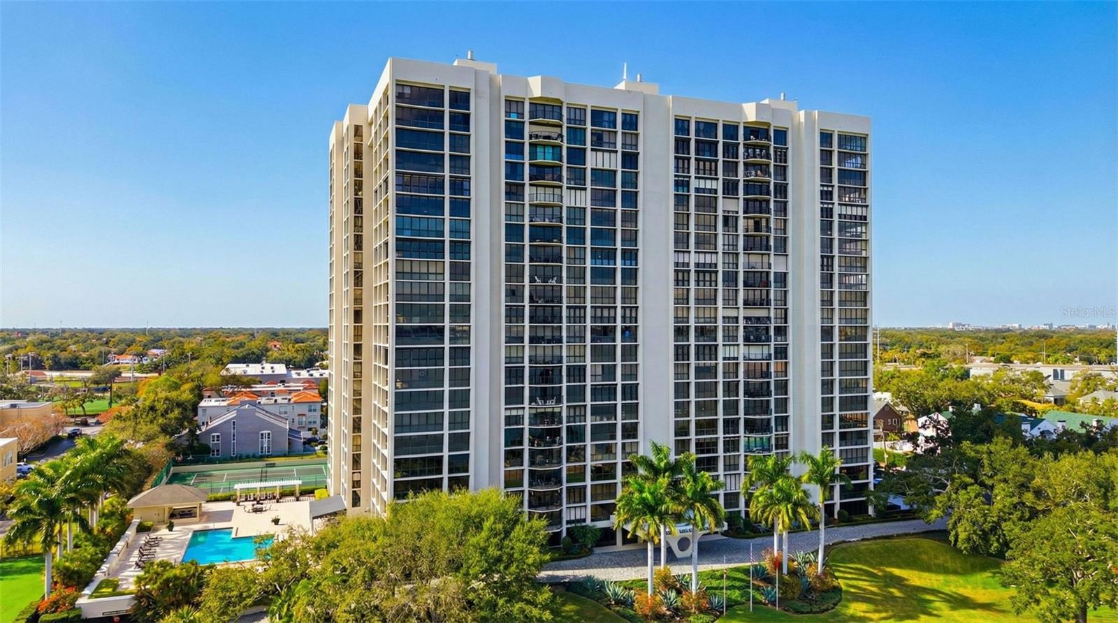 Image 71 of 73 For 3301 Bayshore Boulevard 1007b