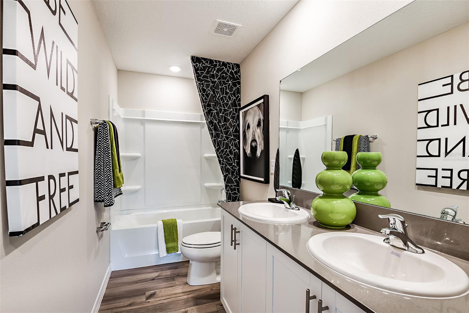 Image 17 of 25 For 4607 Riverbend Boulevard