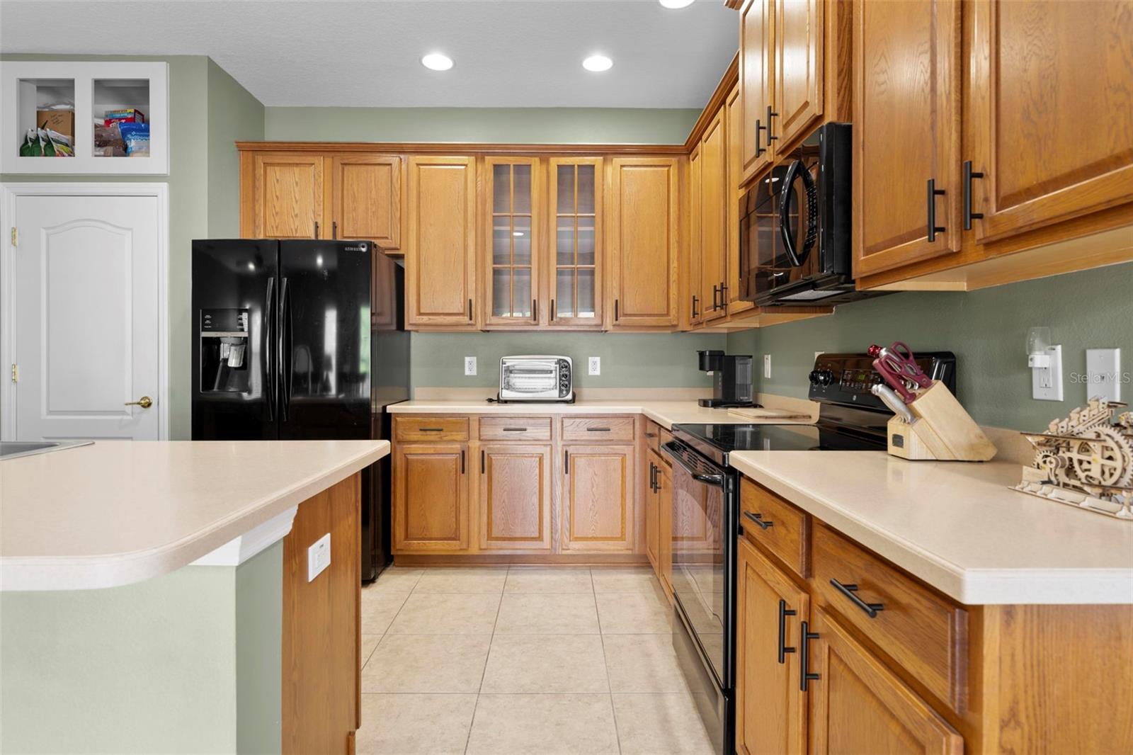 Image 14 of 49 For 632 Winthrop Drive