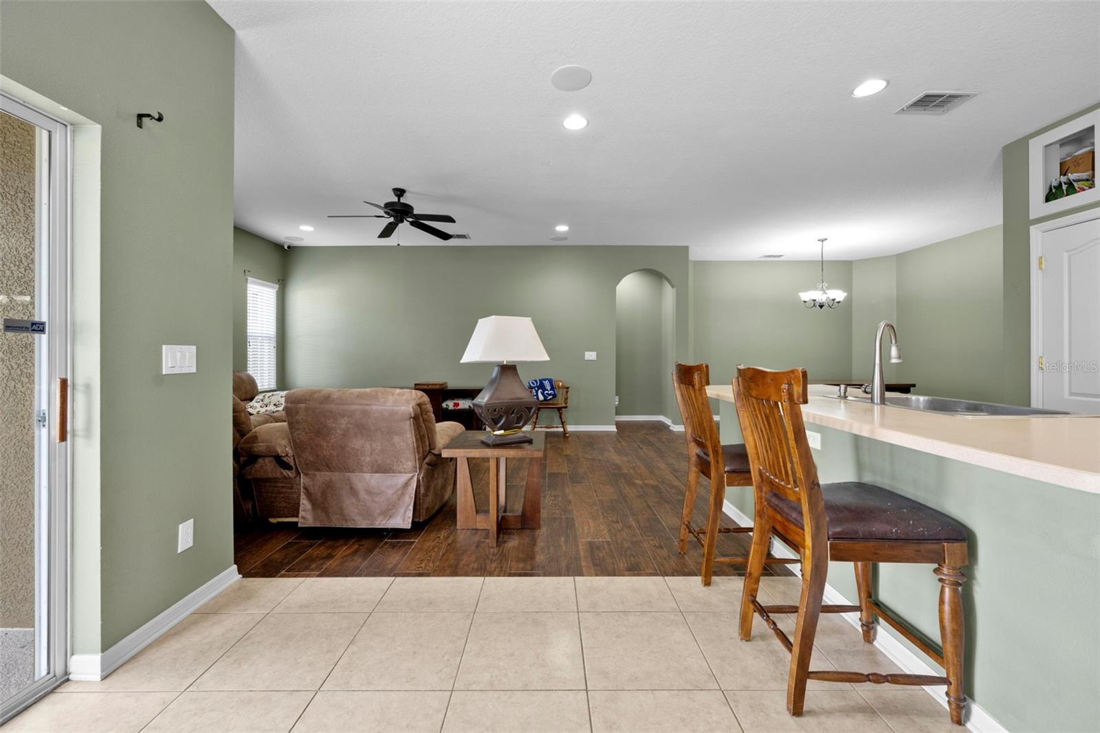 Image 16 of 49 For 632 Winthrop Drive