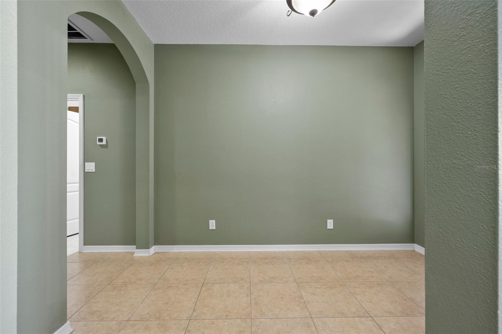 Image 35 of 49 For 632 Winthrop Drive