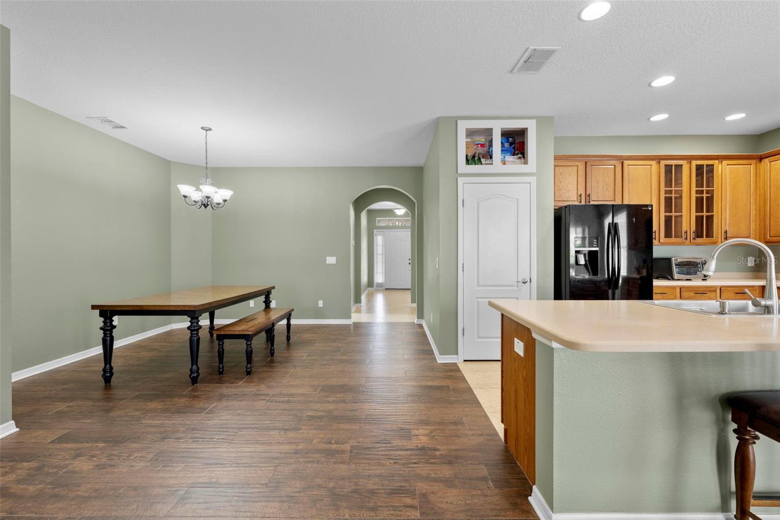 Image 7 of 49 For 632 Winthrop Drive