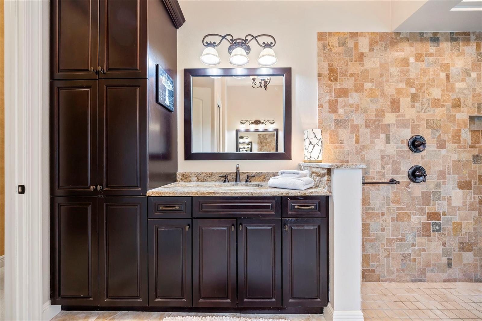 Image 33 of 96 For 1207 Merry Water Drive