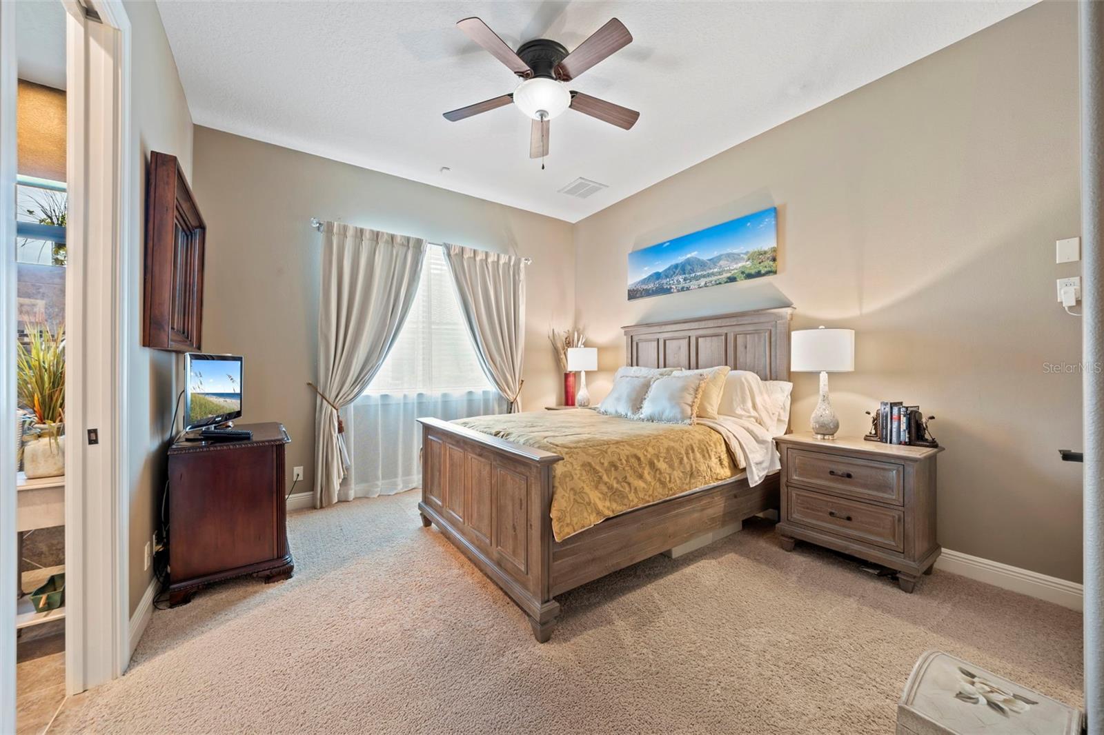 Image 46 of 96 For 1207 Merry Water Drive