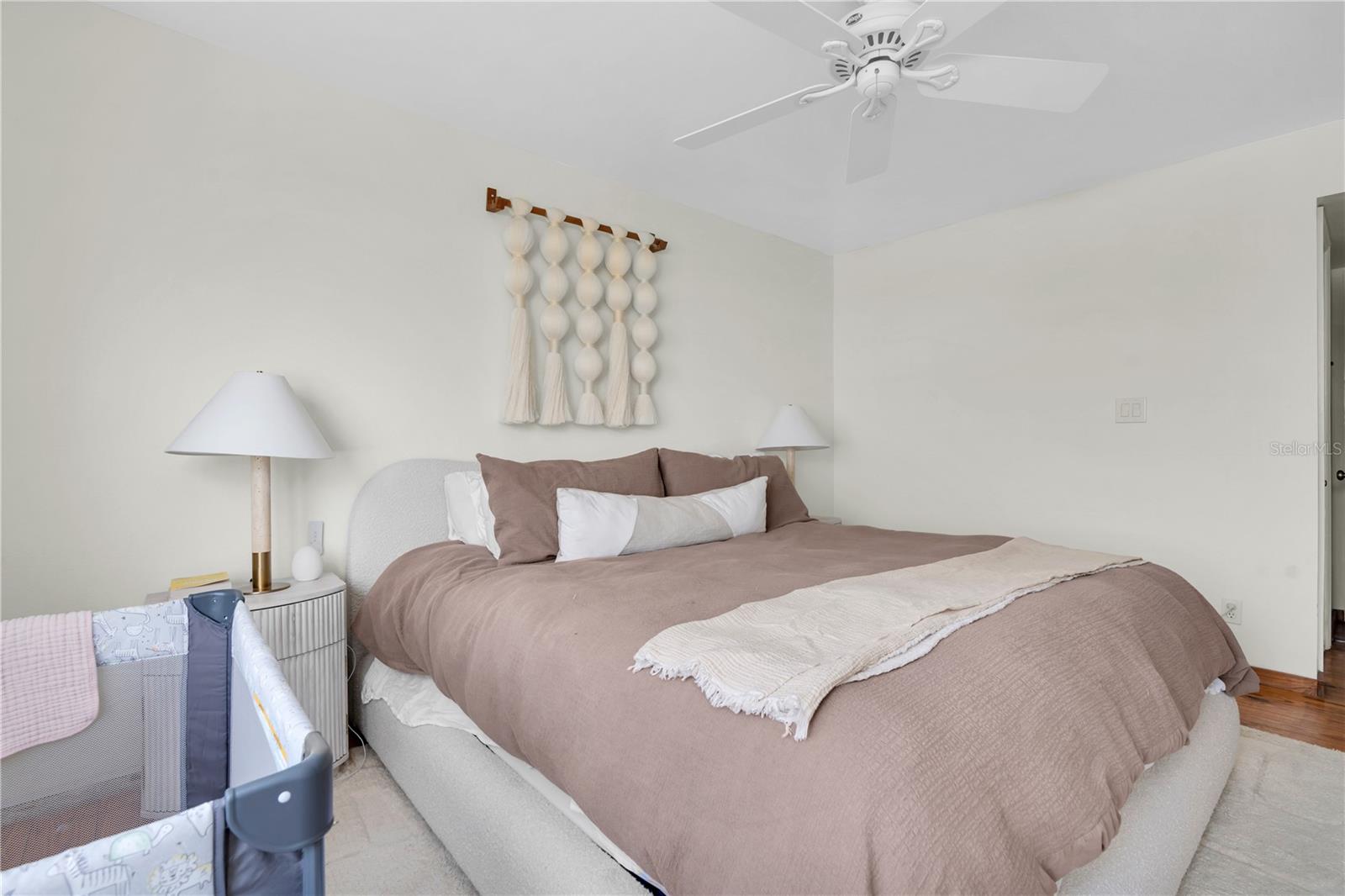 Image 18 of 39 For 3200 Gulf Boulevard 202