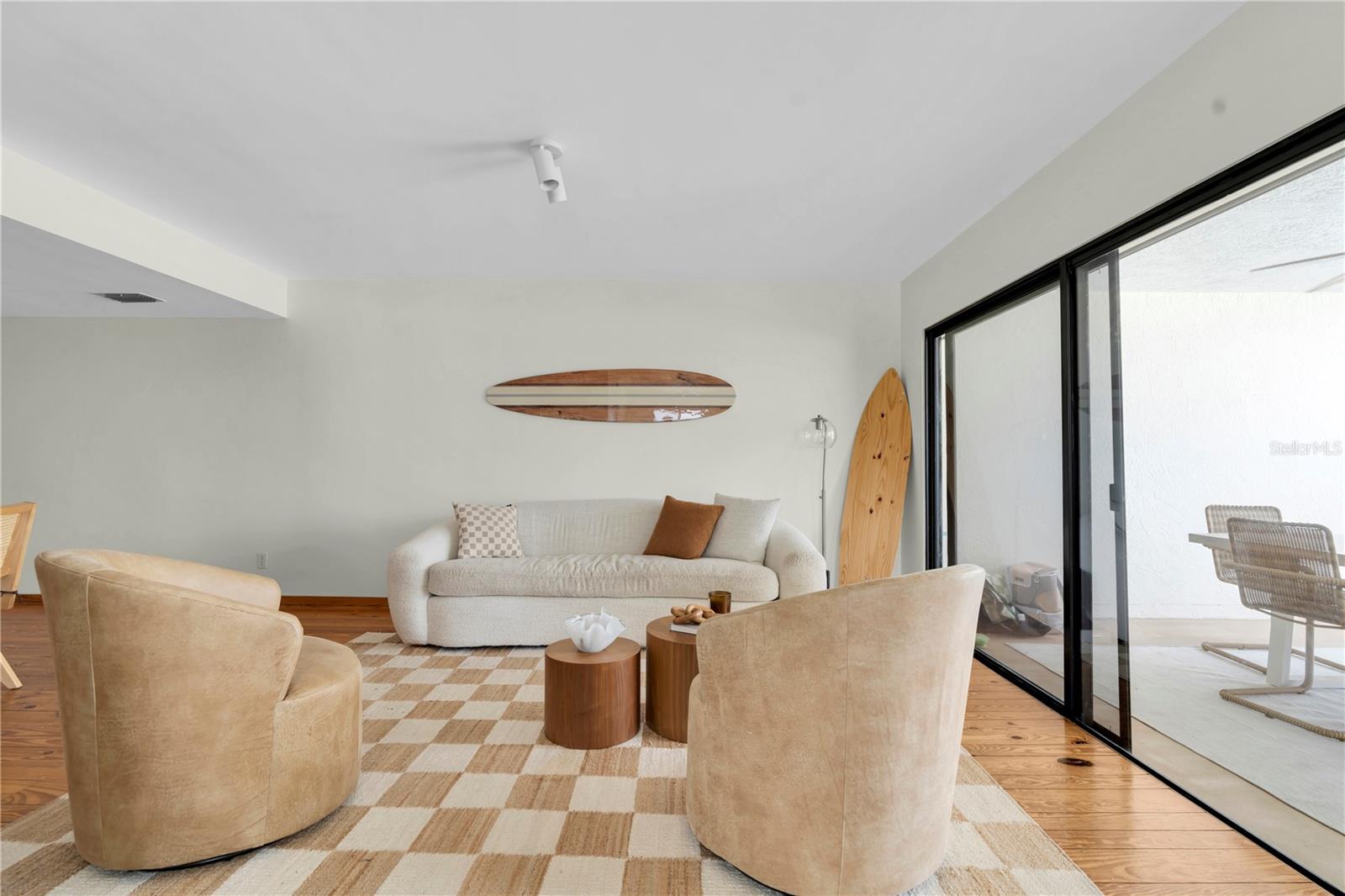 Image 7 of 39 For 3200 Gulf Boulevard 202