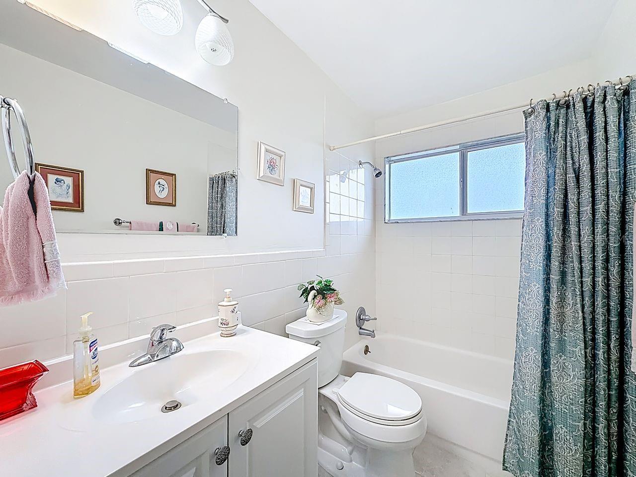 Image 5 of 14 For 9506 45th Street N