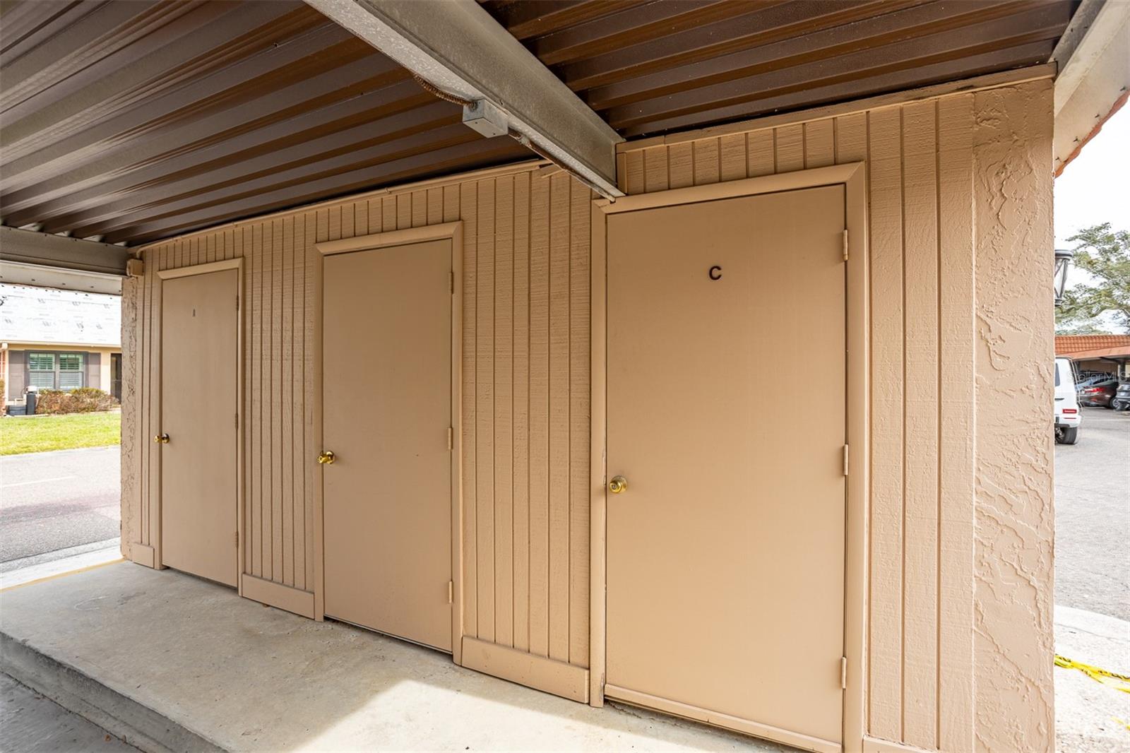 Image 27 of 61 For 19029 Us Highway 19 N 10c