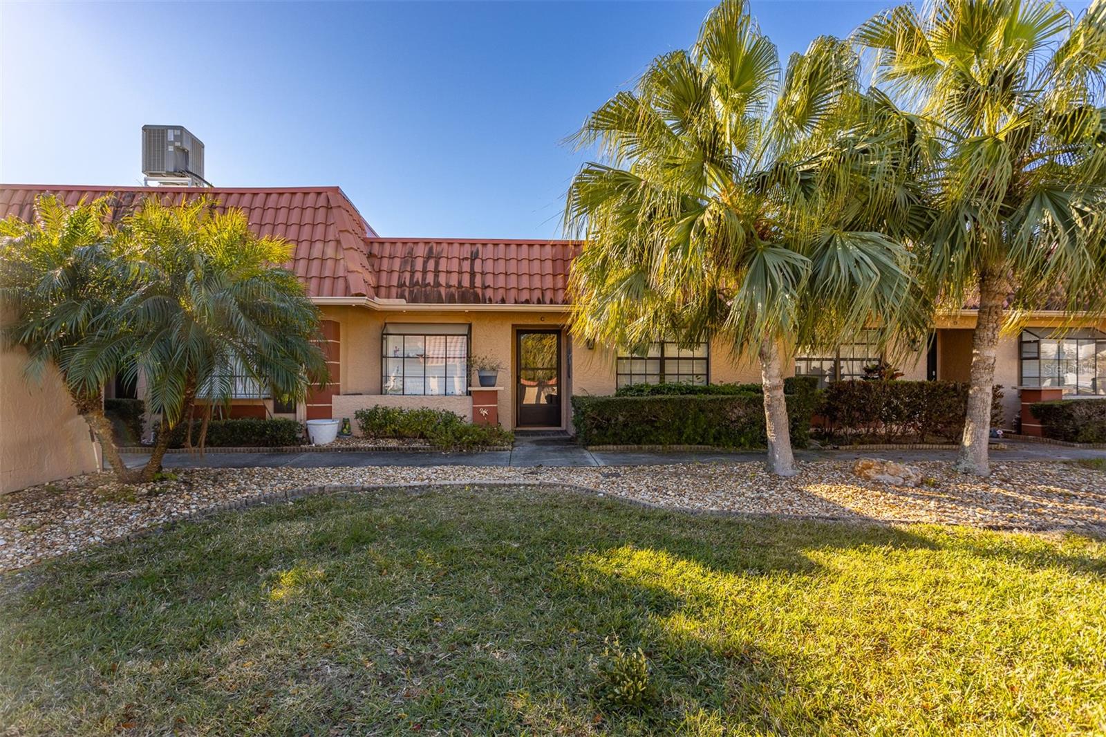 Image 32 of 61 For 19029 Us Highway 19 N 10c