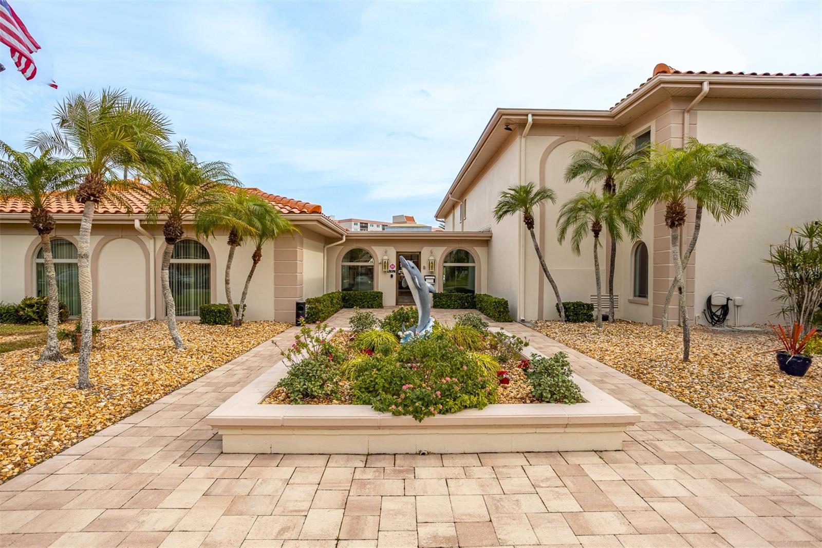 Image 41 of 61 For 19029 Us Highway 19 N 10c