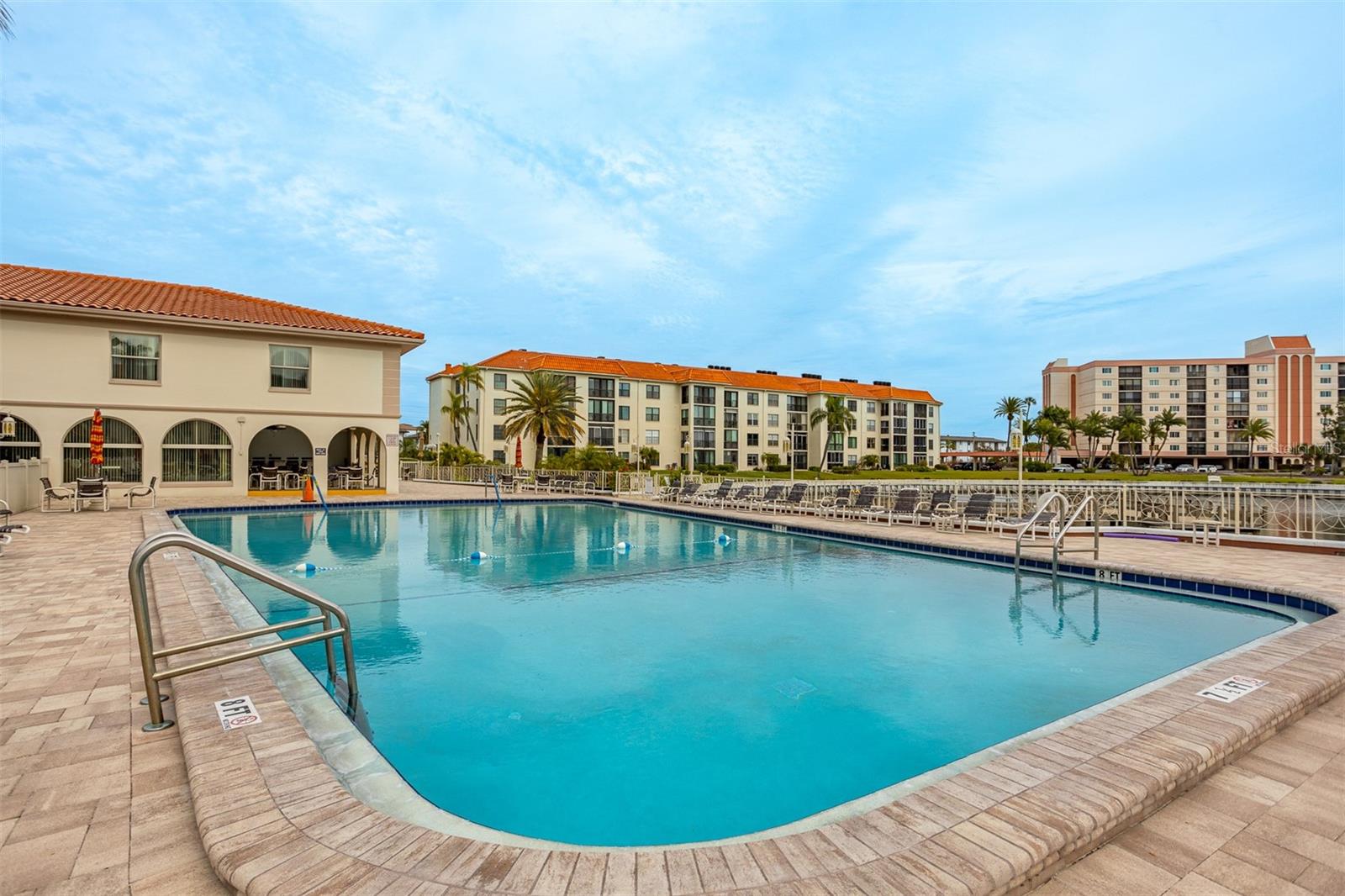 Image 54 of 61 For 19029 Us Highway 19 N 10c