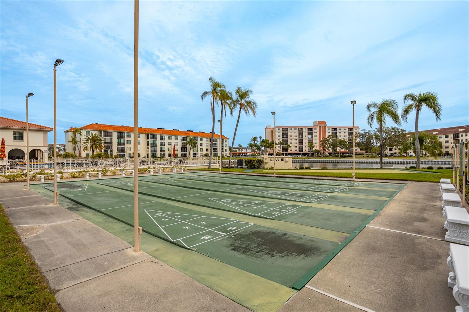 Image 56 of 61 For 19029 Us Highway 19 N 10c