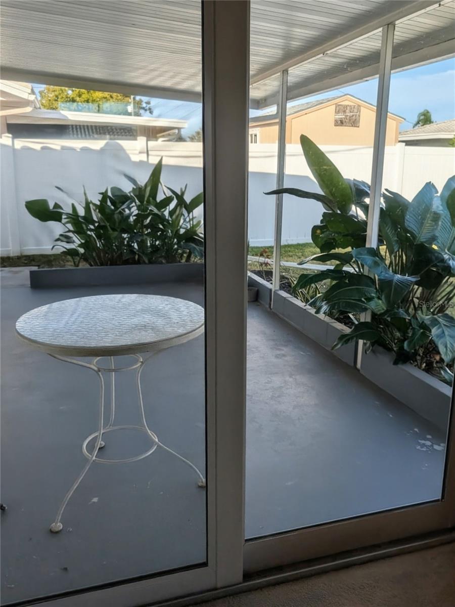 Image 11 of 22 For 11093 57th Terrace