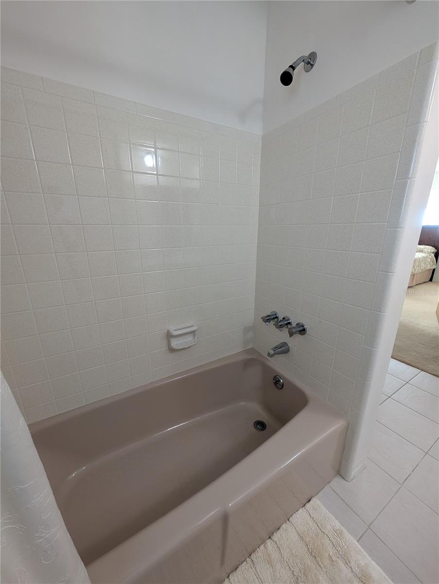 Image 14 of 22 For 11093 57th Terrace