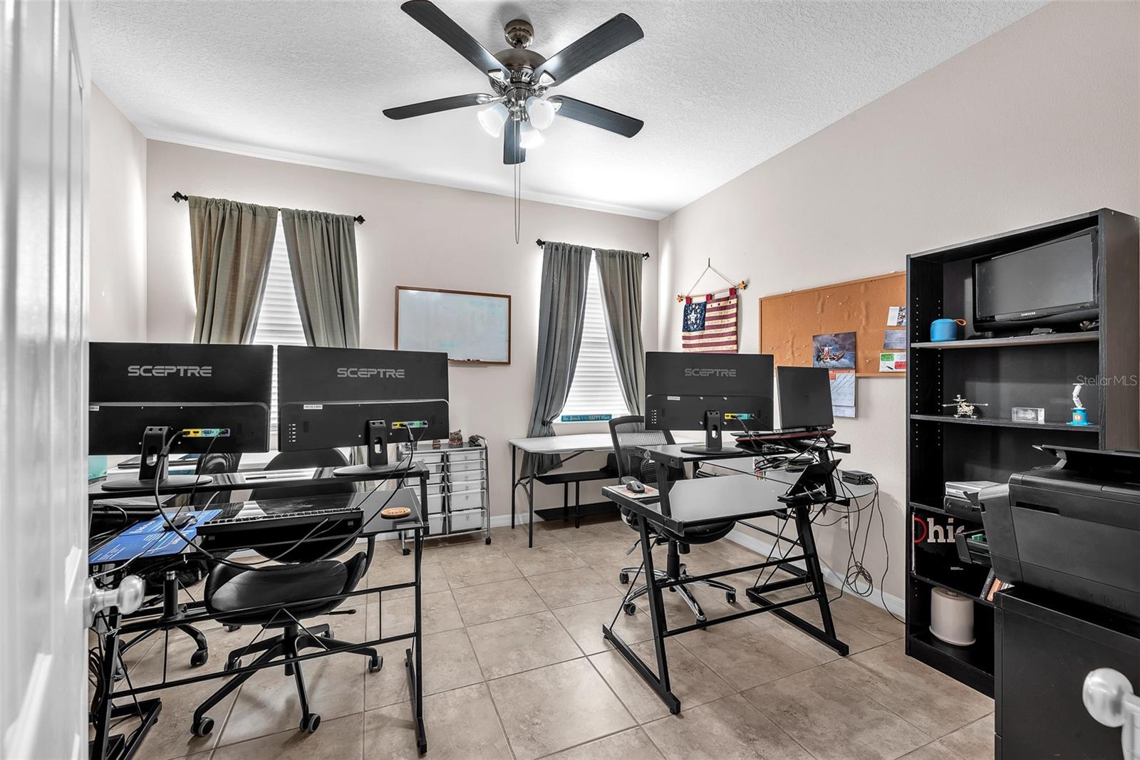 Image 12 of 48 For 8206 Willow Beach Drive