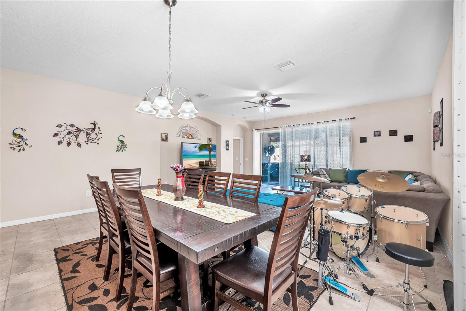 Image 22 of 48 For 8206 Willow Beach Drive