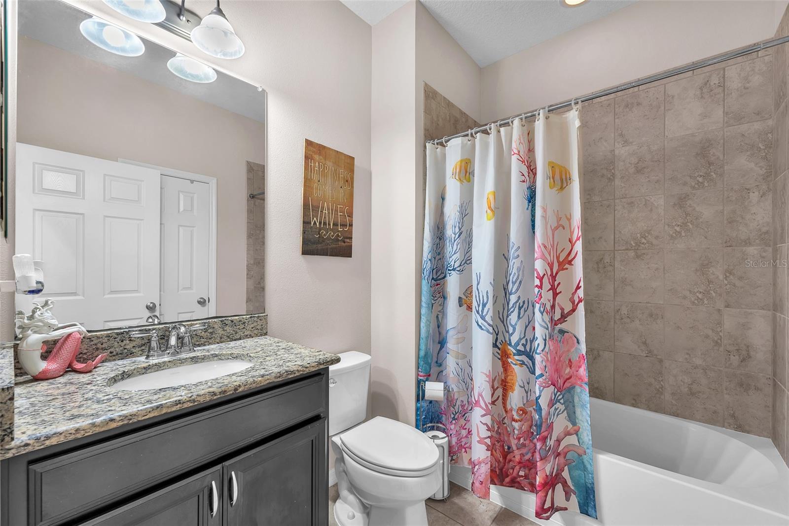 Image 32 of 48 For 8206 Willow Beach Drive