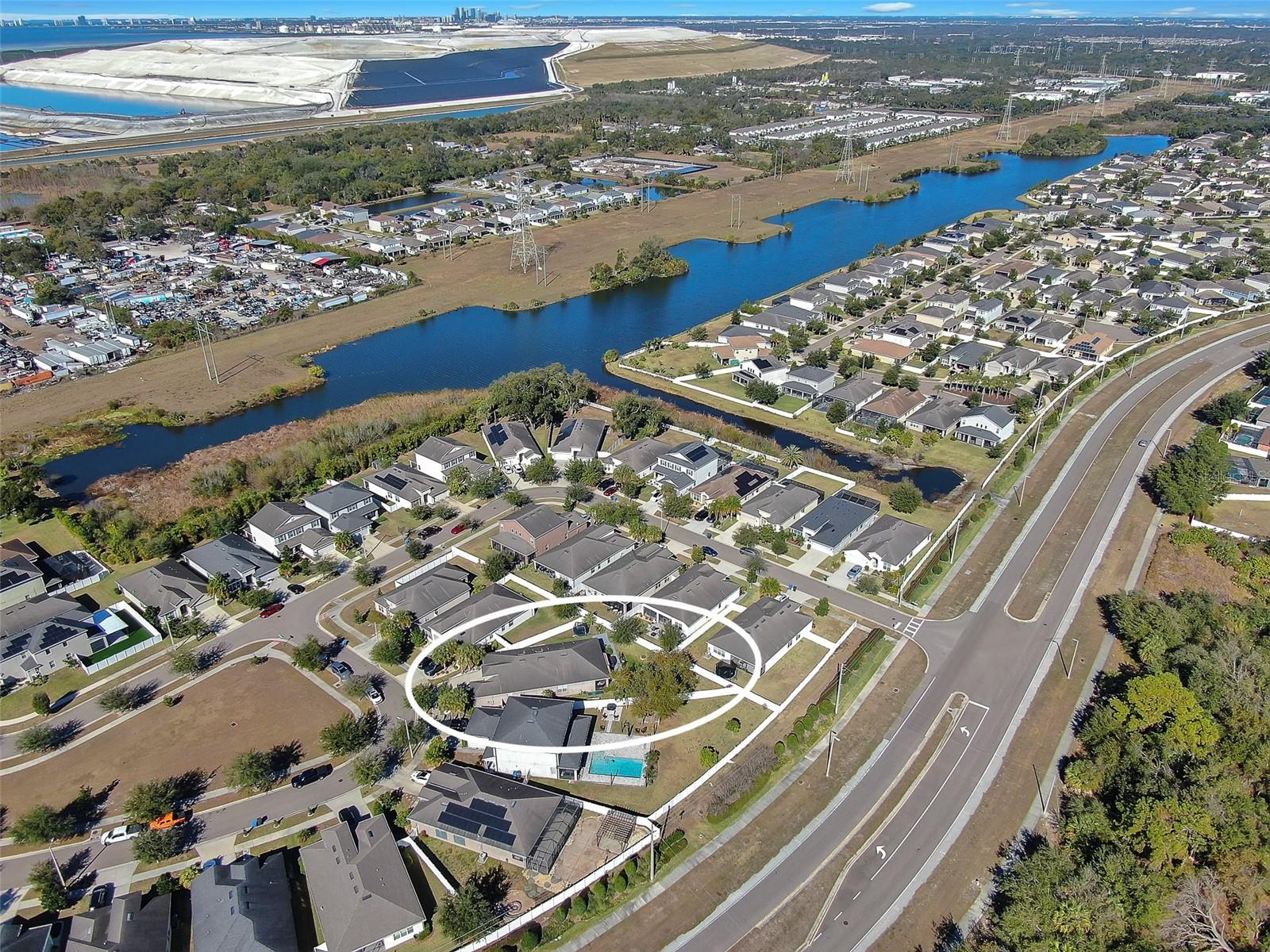 Image 33 of 48 For 8206 Willow Beach Drive