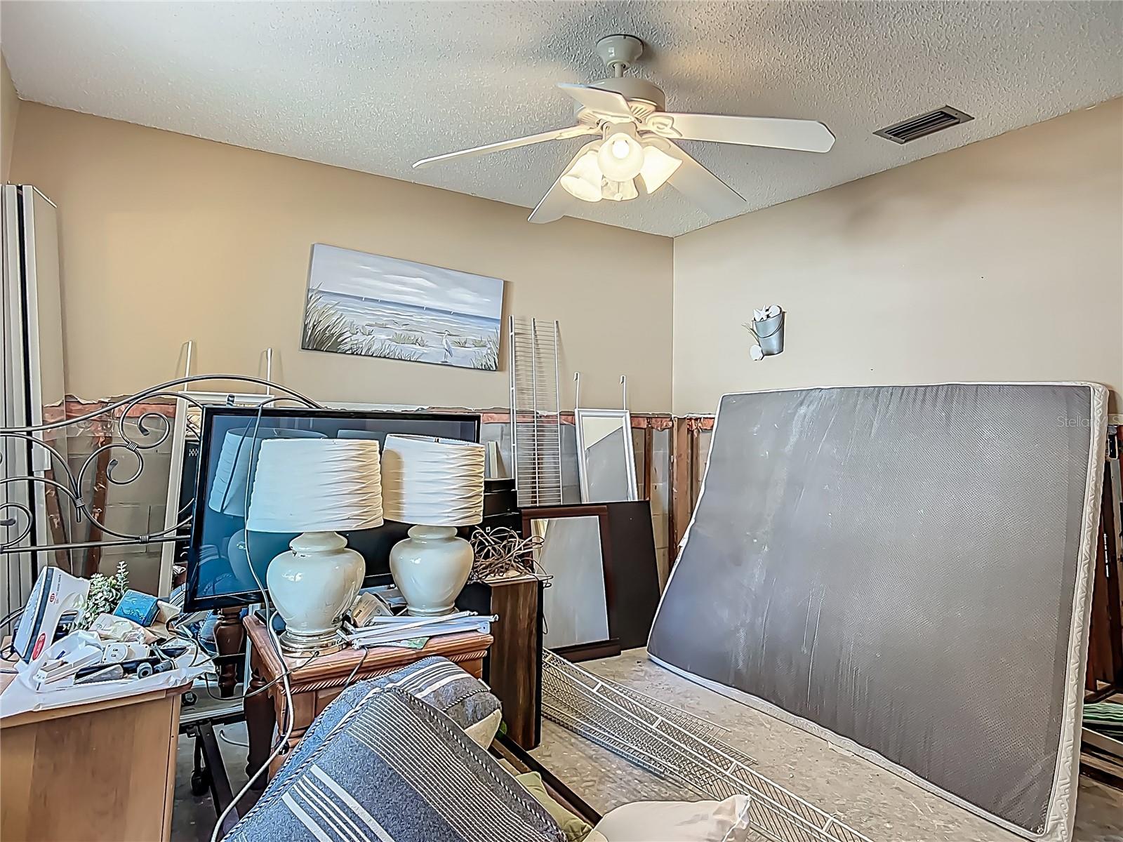 Image 16 of 41 For 1011 4th Avenue