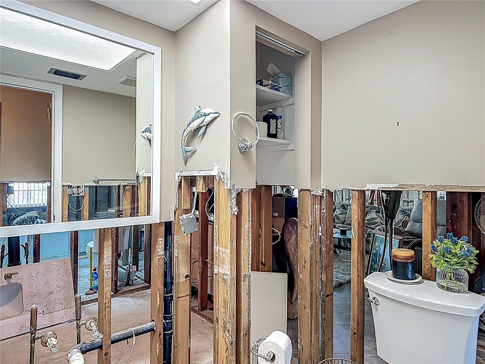 Image 17 of 41 For 1011 4th Avenue