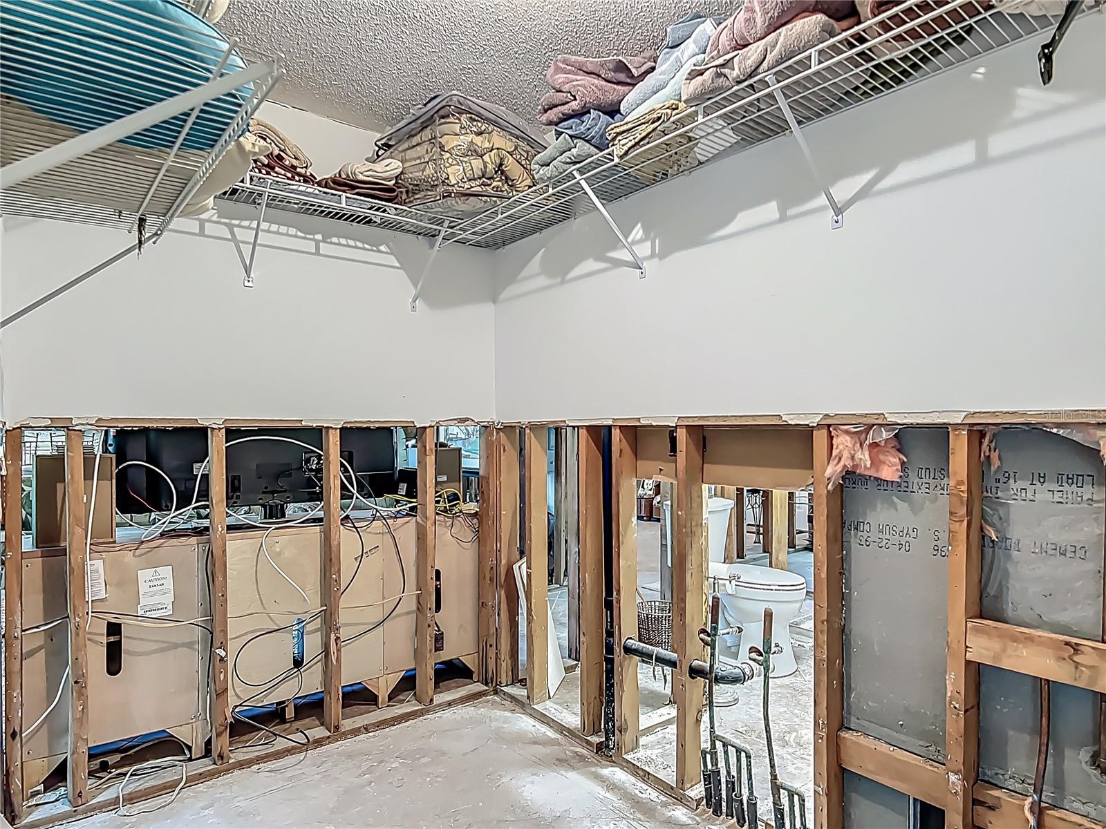 Image 22 of 41 For 1011 4th Avenue