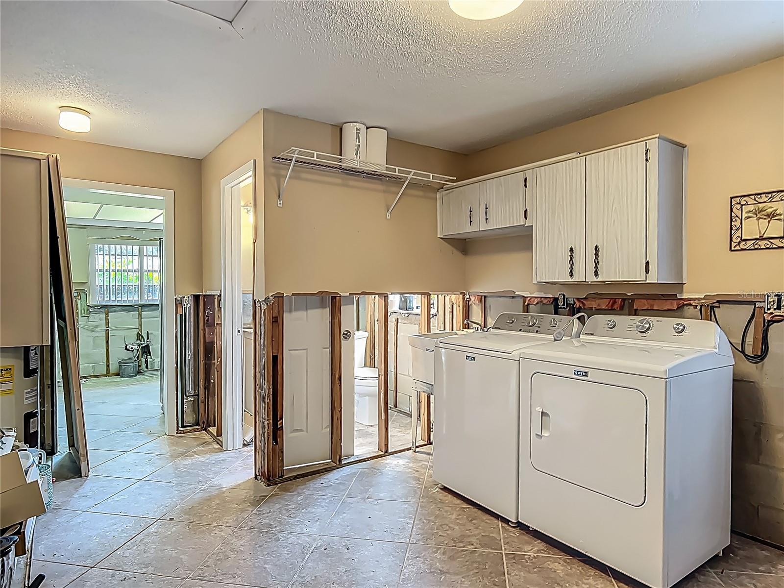 Image 24 of 41 For 1011 4th Avenue