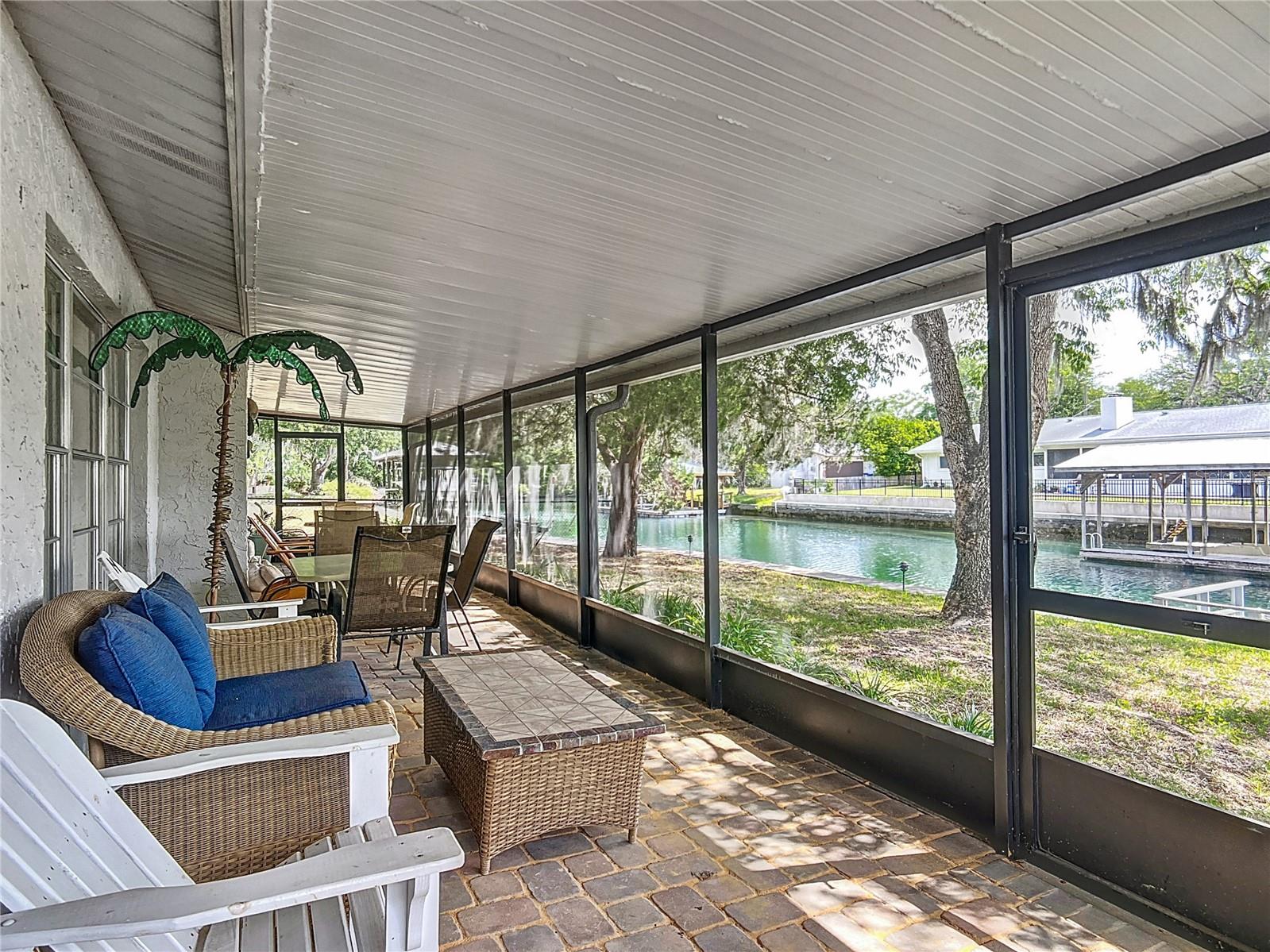 Image 26 of 41 For 1011 4th Avenue