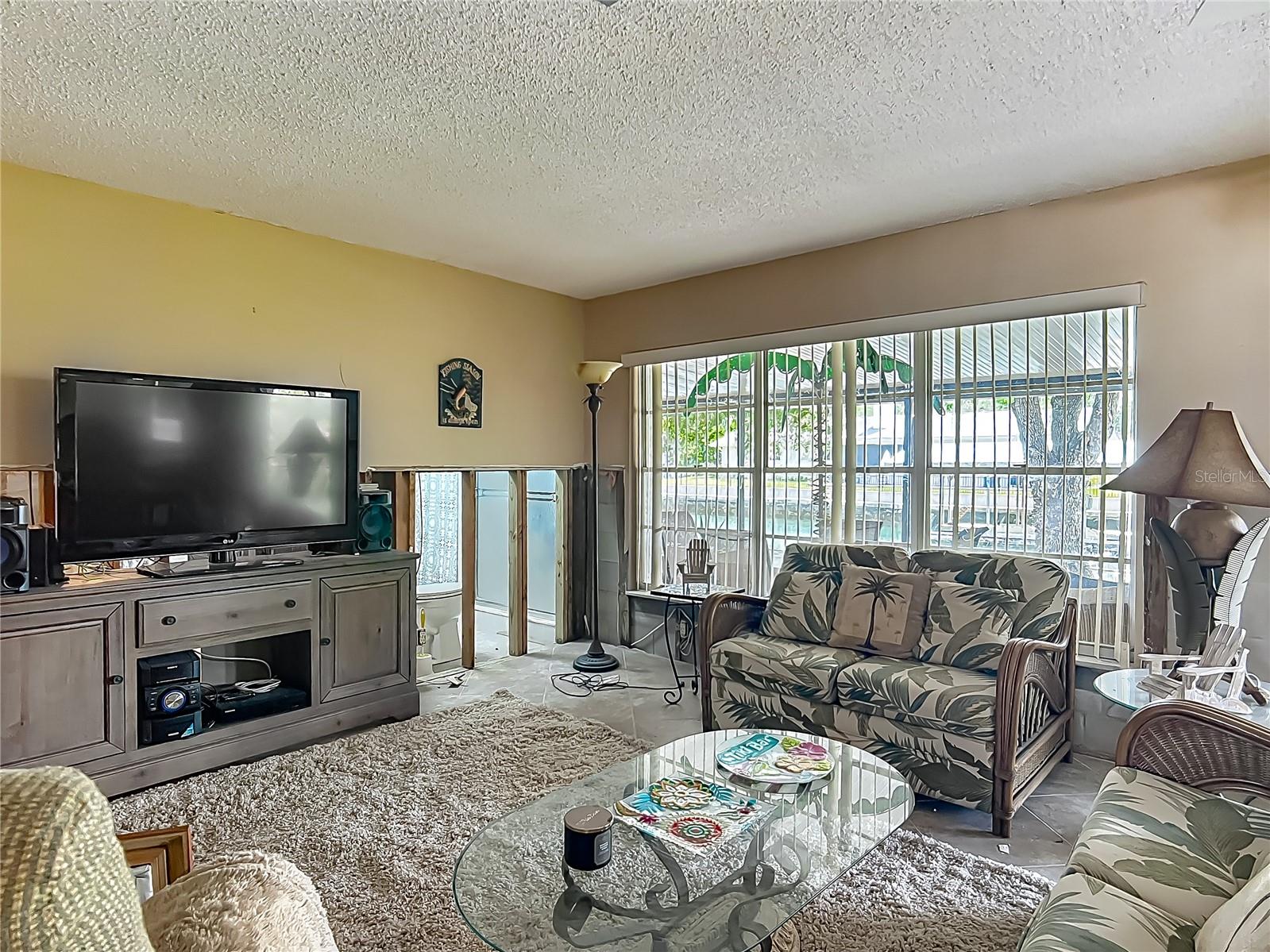 Image 8 of 41 For 1011 4th Avenue