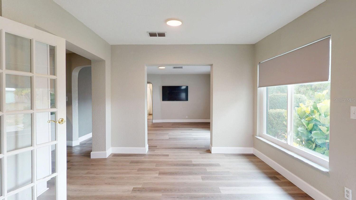 Image 18 of 93 For 2495 37th Avenue N