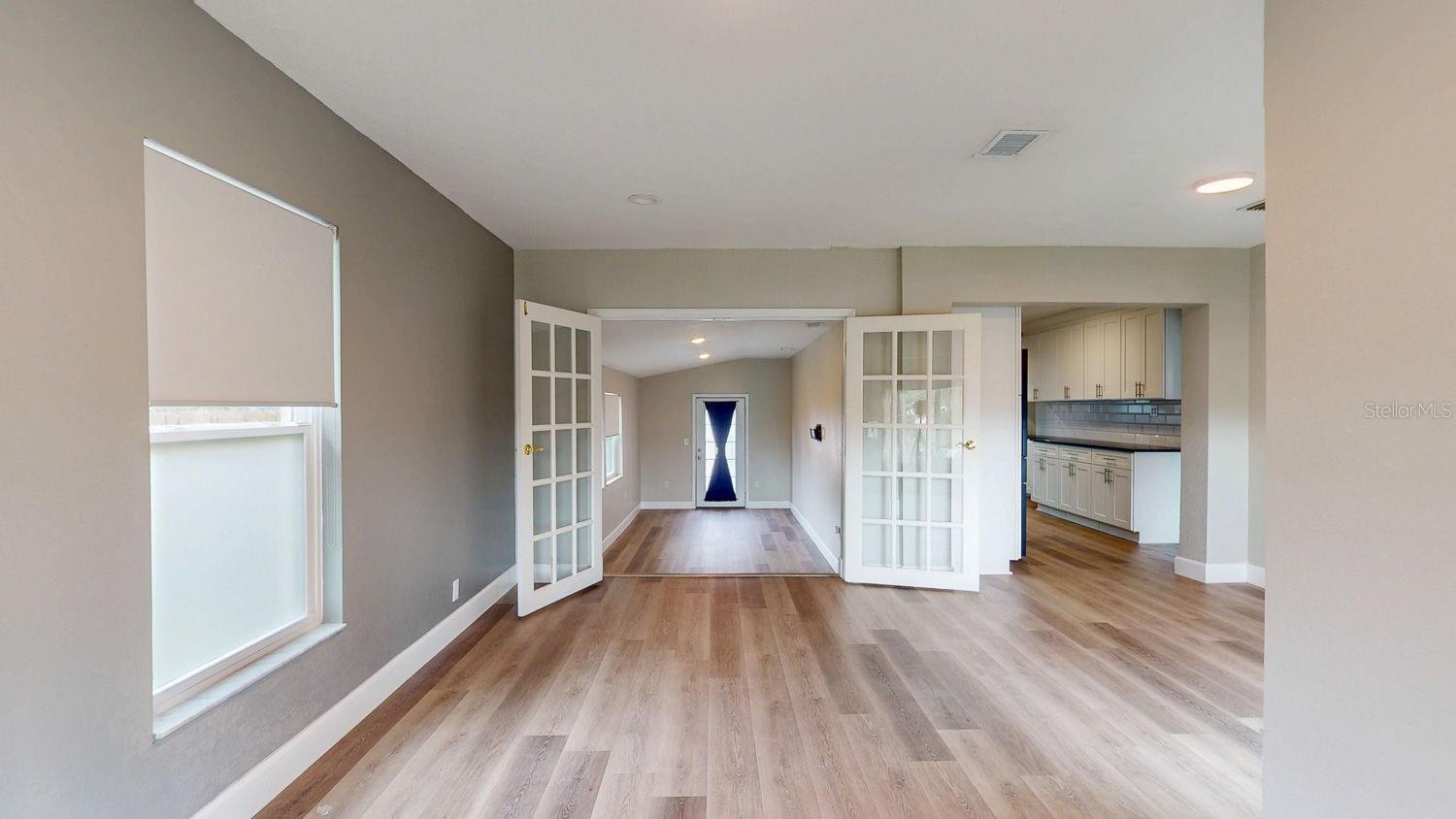 Image 22 of 93 For 2495 37th Avenue N