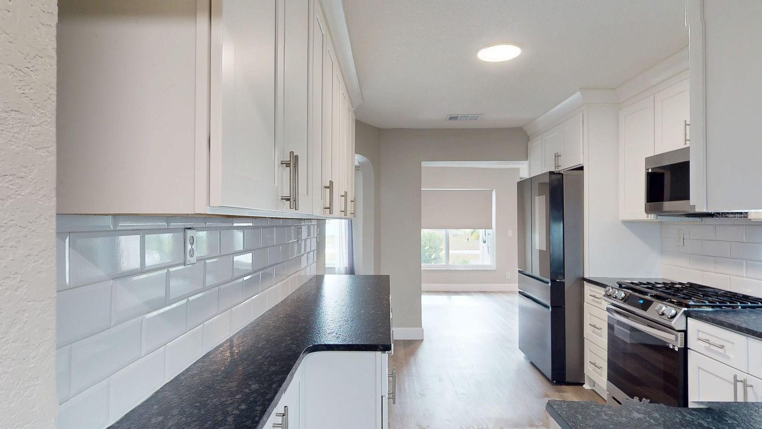 Image 25 of 93 For 2495 37th Avenue N