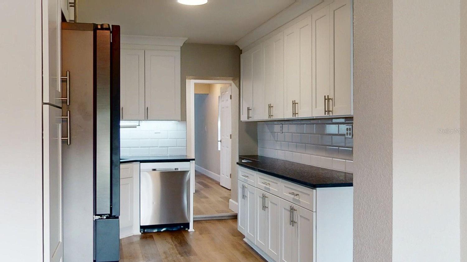 Image 28 of 93 For 2495 37th Avenue N