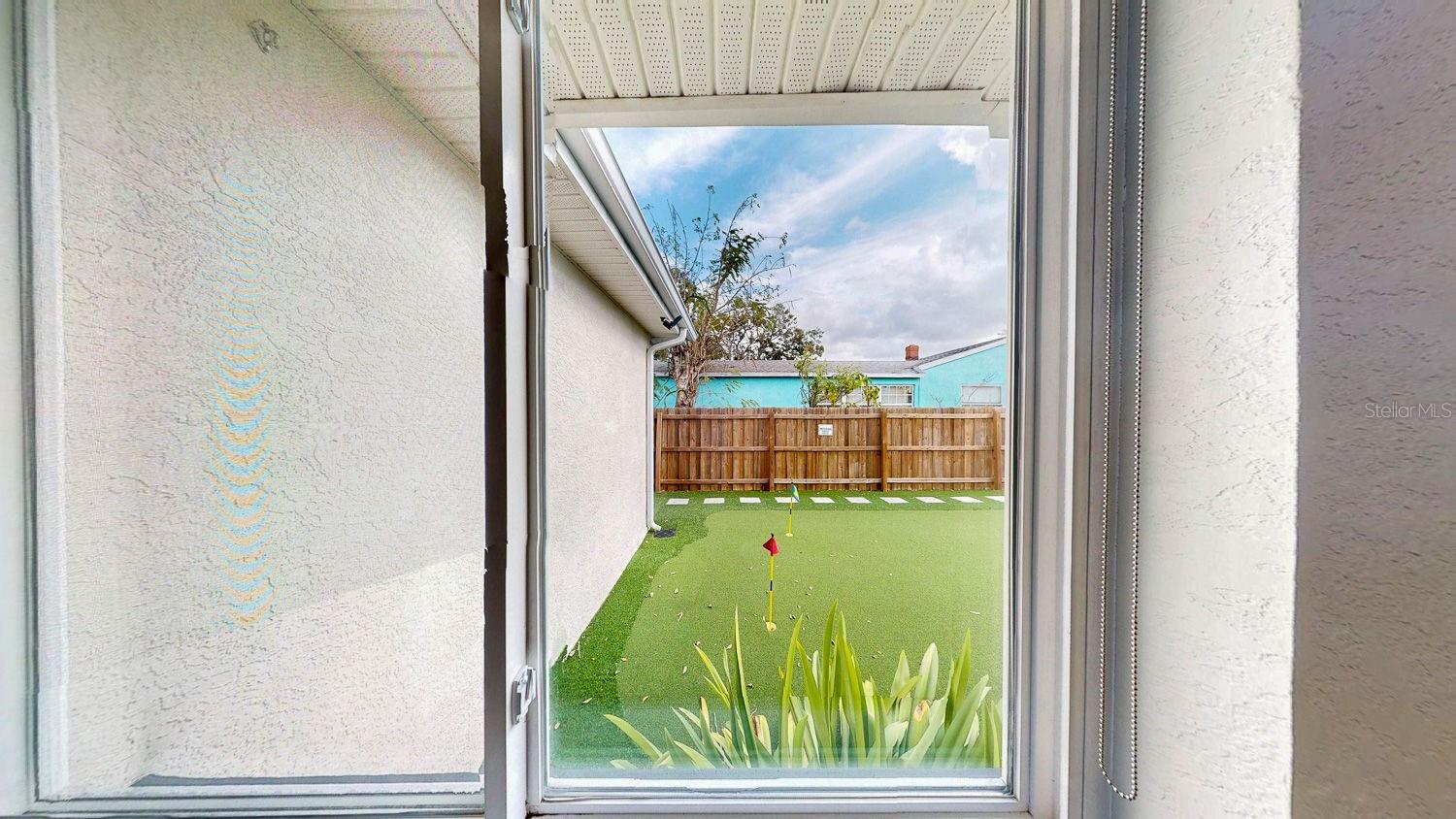 Image 39 of 93 For 2495 37th Avenue N