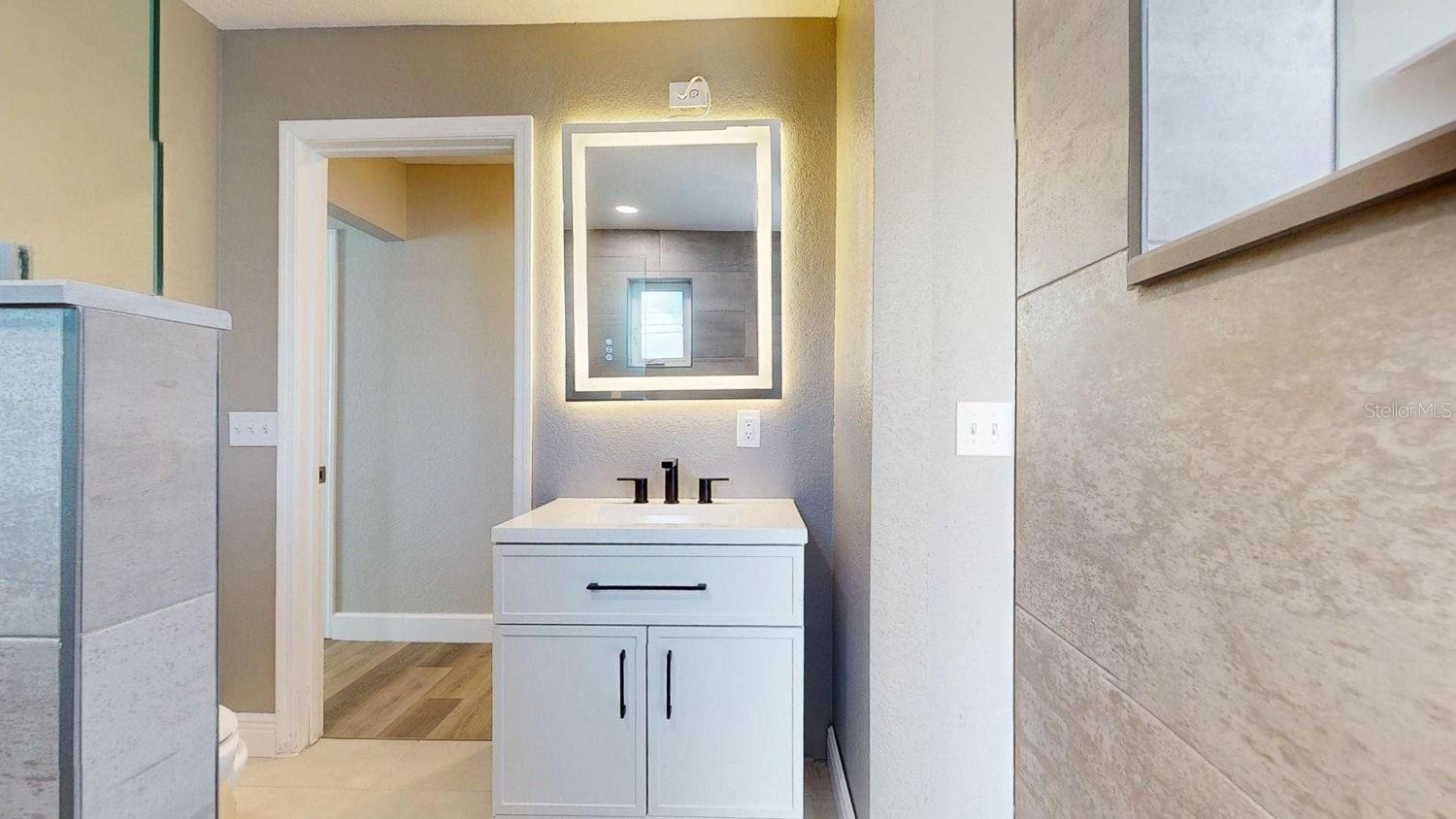 Image 47 of 93 For 2495 37th Avenue N