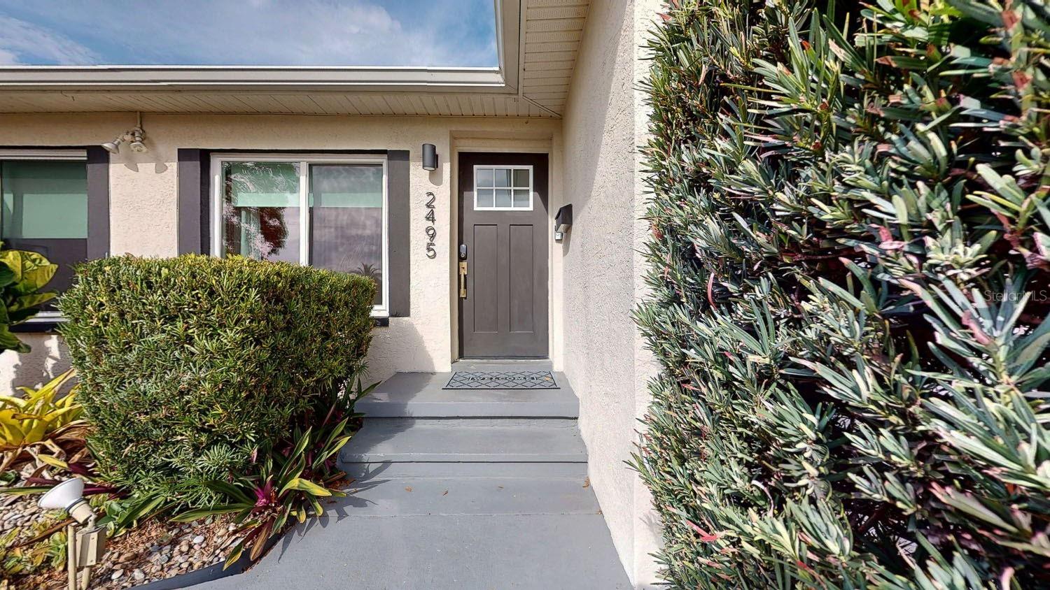 Image 6 of 93 For 2495 37th Avenue N