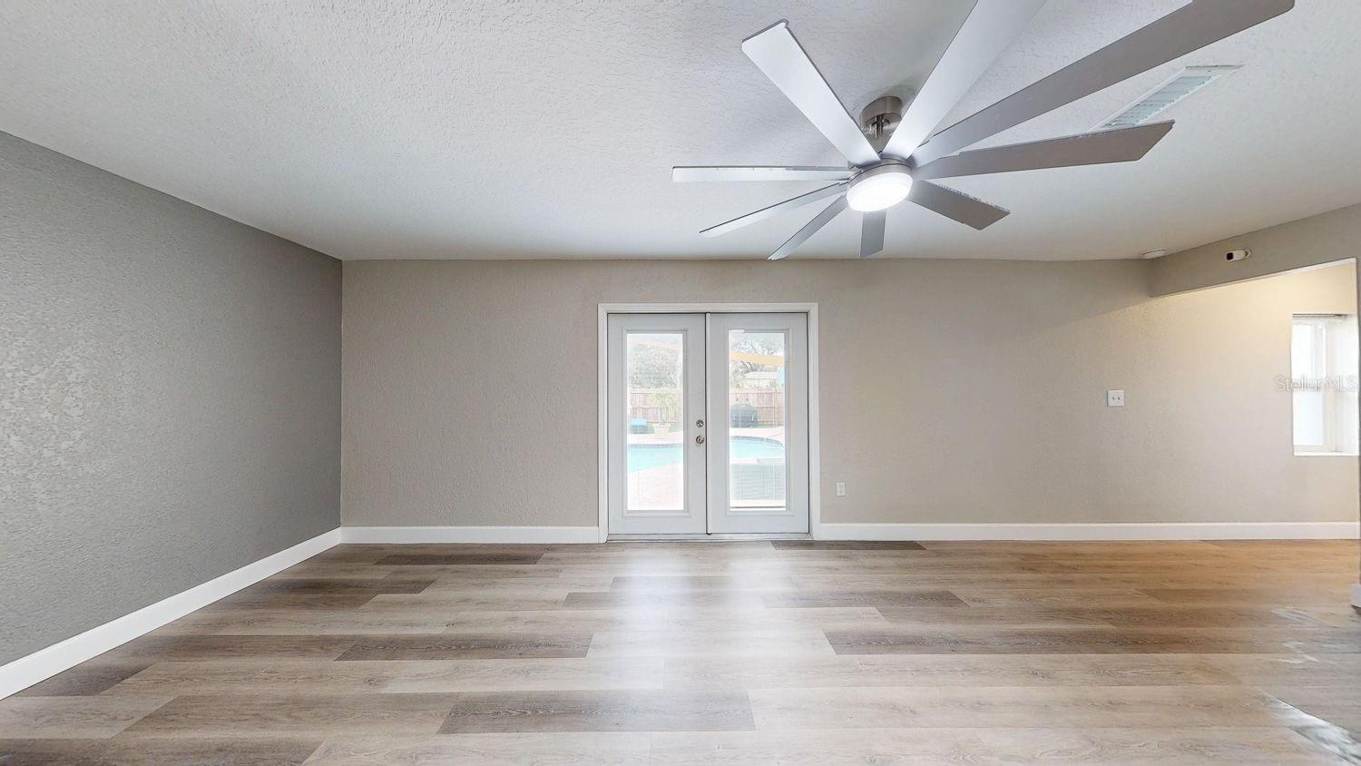 Image 73 of 93 For 2495 37th Avenue N