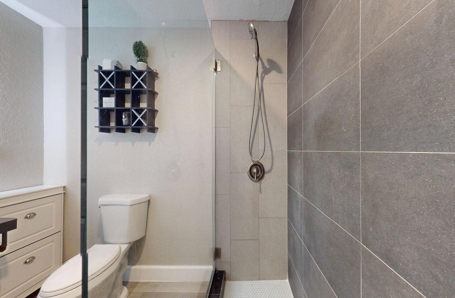 Image 81 of 93 For 2495 37th Avenue N