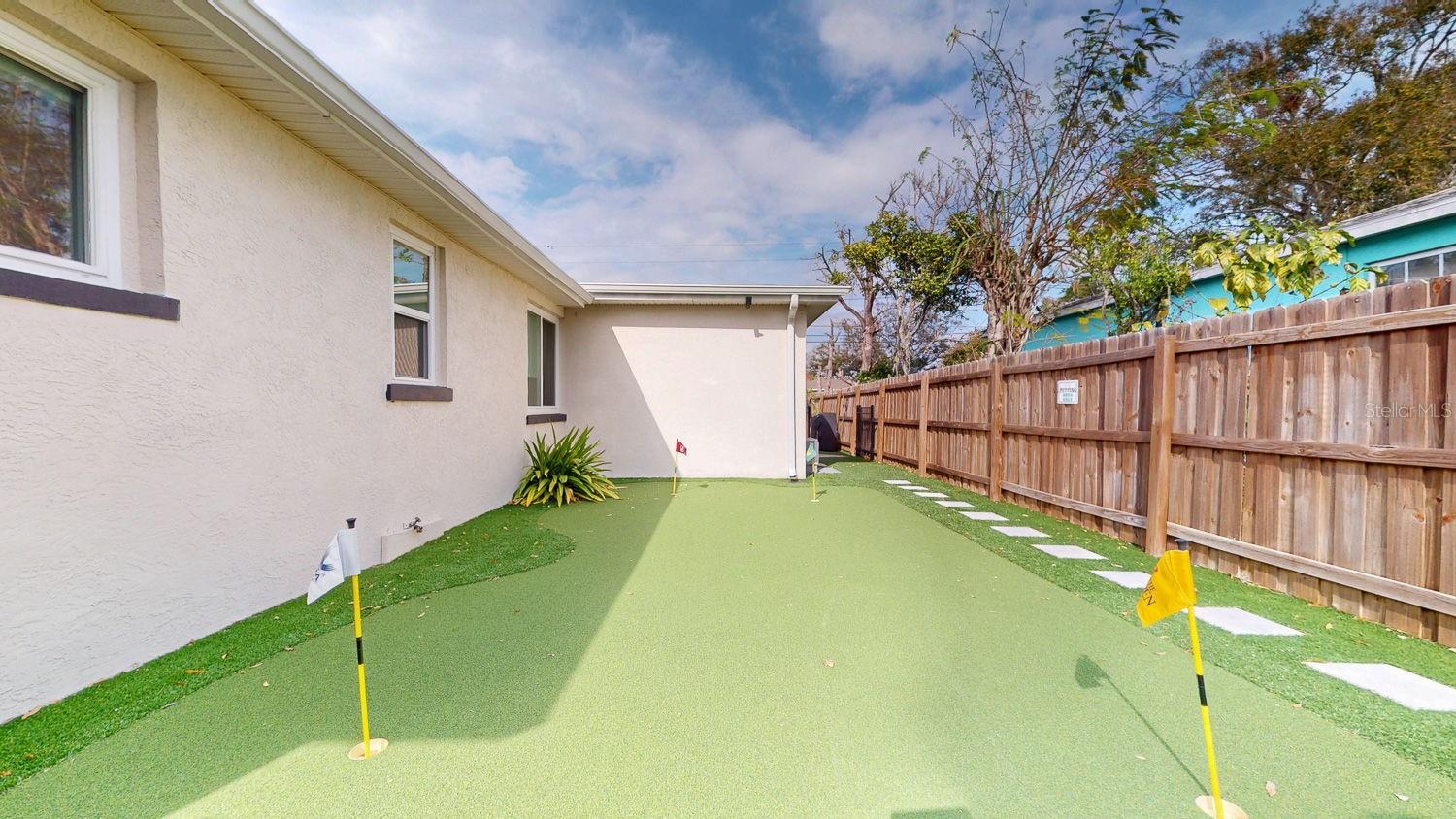 Image 89 of 93 For 2495 37th Avenue N