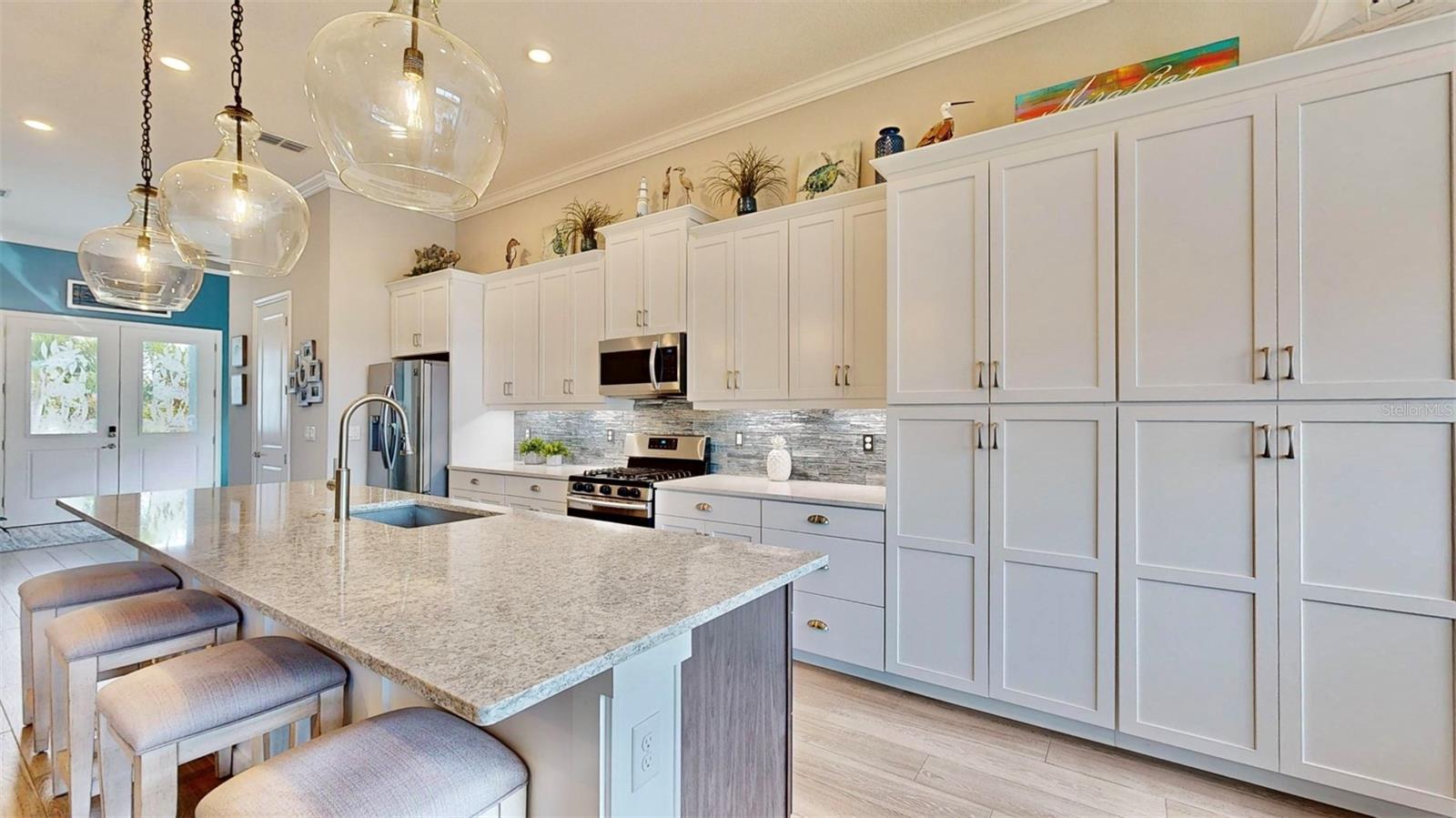 Image 12 of 100 For 5233 Wishing Arch Drive