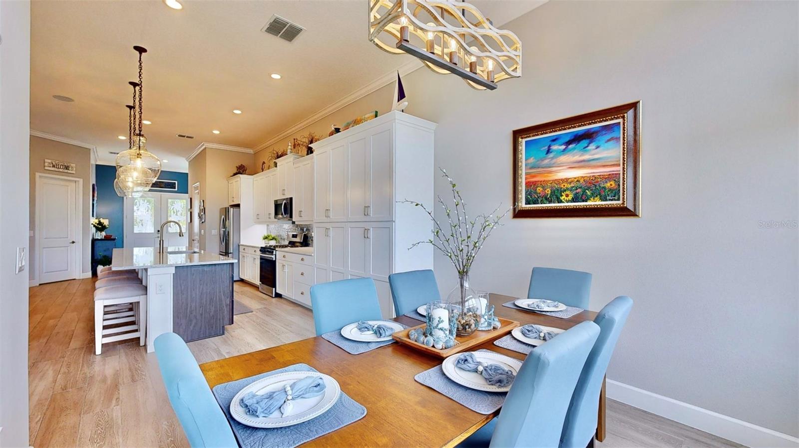 Image 23 of 100 For 5233 Wishing Arch Drive