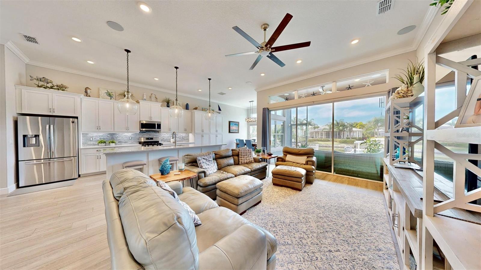 Image 27 of 100 For 5233 Wishing Arch Drive