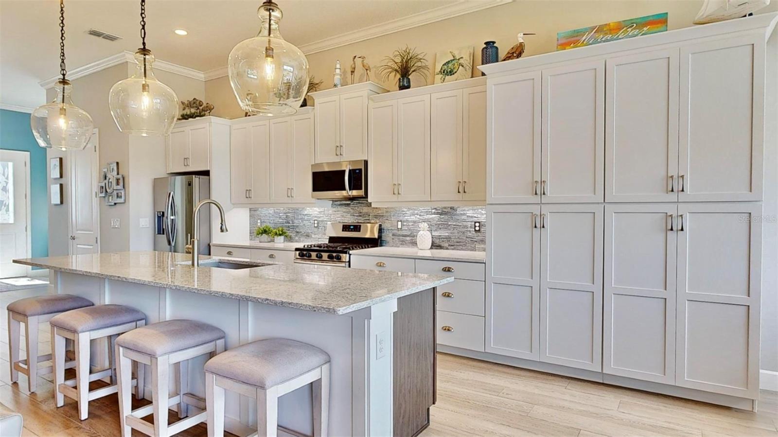 Image 30 of 100 For 5233 Wishing Arch Drive