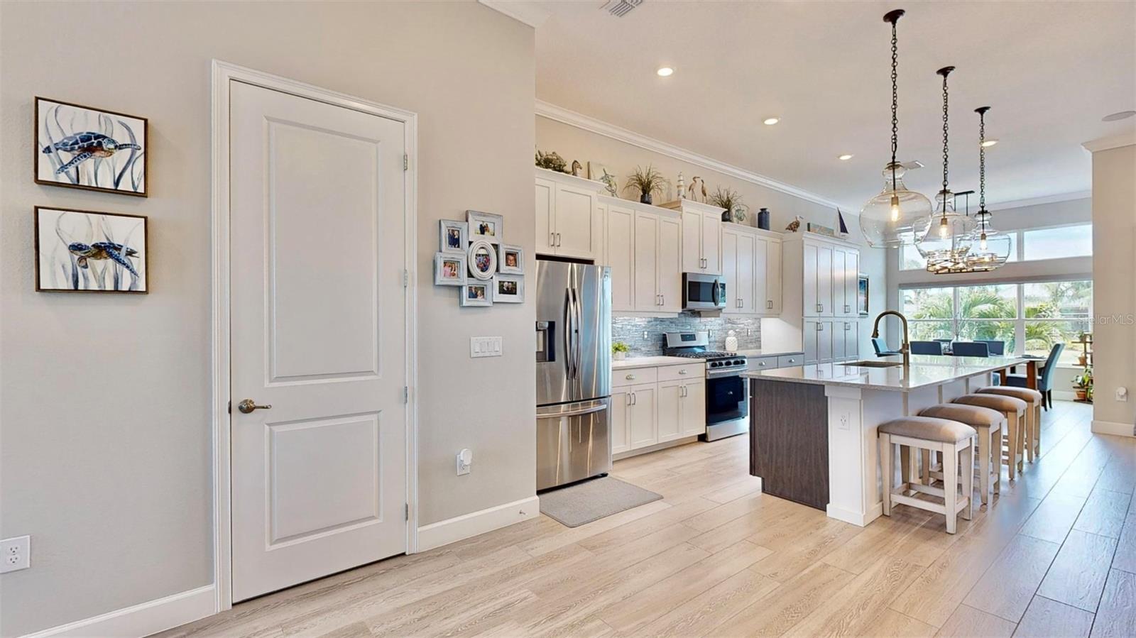 Image 32 of 100 For 5233 Wishing Arch Drive