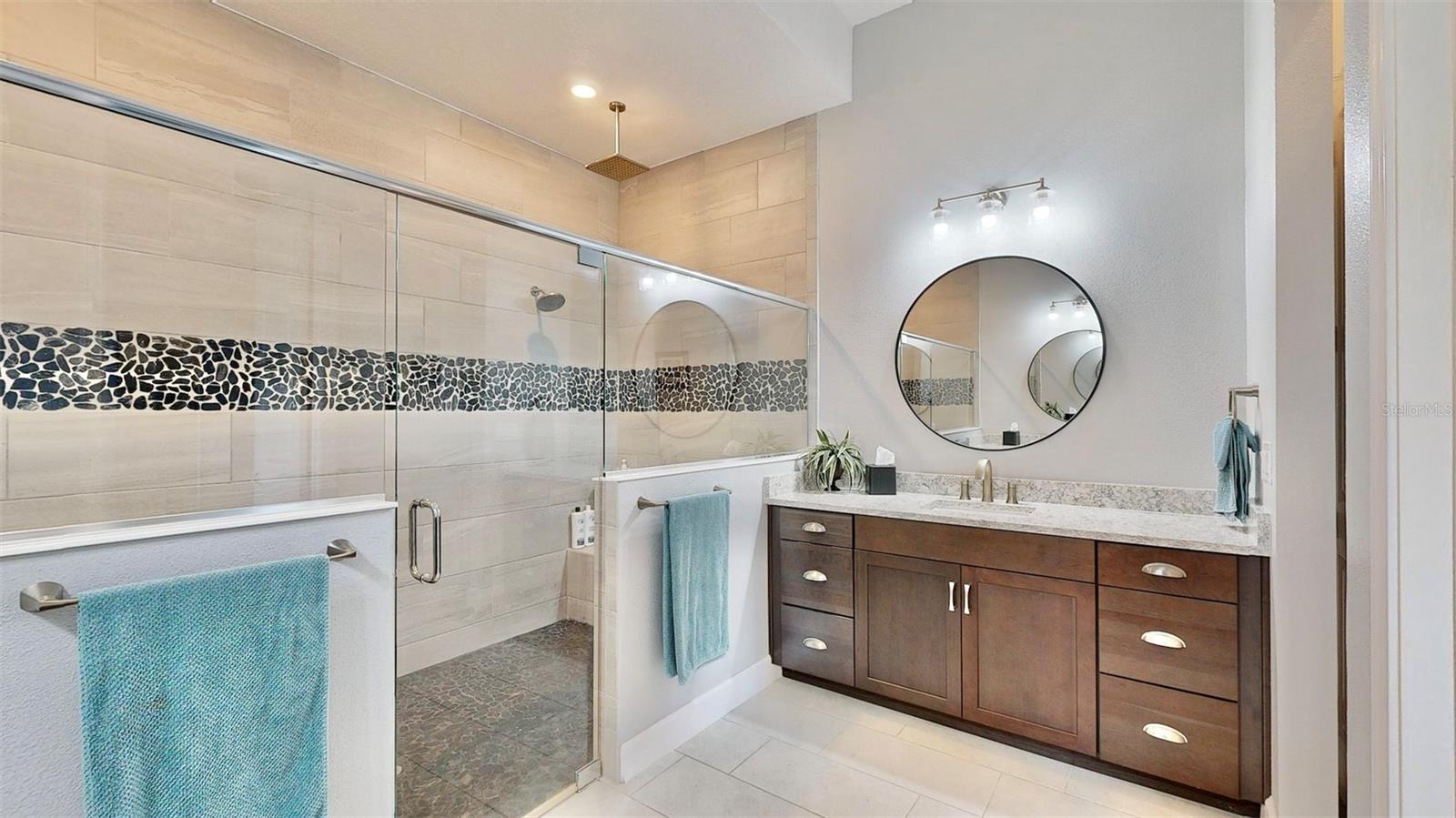 Image 61 of 100 For 5233 Wishing Arch Drive